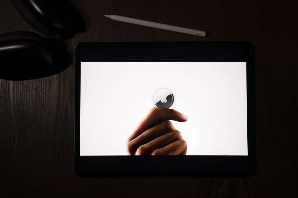 AirTag等定位追踪装置衍生安全担忧　苹果Google携手设行业规范