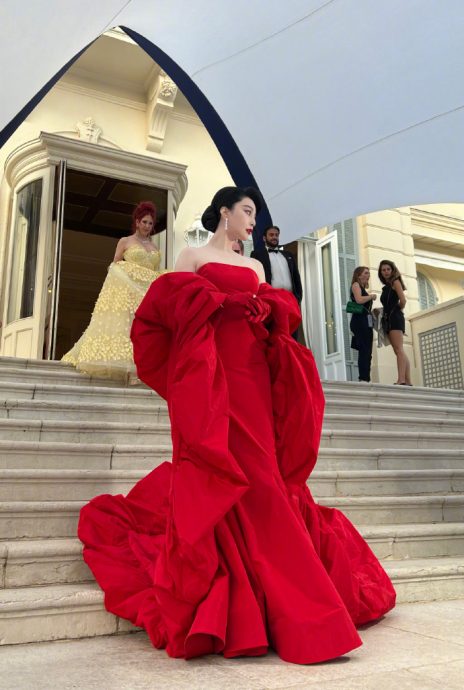 ​康城影展｜里奥纳度签名画像 amFAR拍获552万