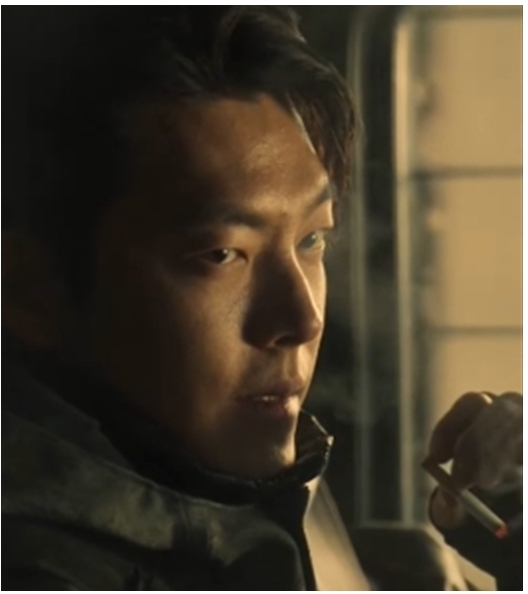 ​金宇彬癌愈新剧狂抽烟惹议 导演：全CG