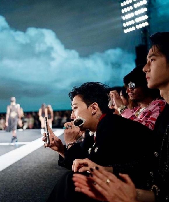 ​GD晒同框王一博 粉丝激动呼终于等到了