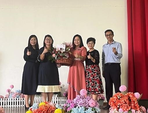 “三德华小老师很棒” 吴俐桦校长荣休