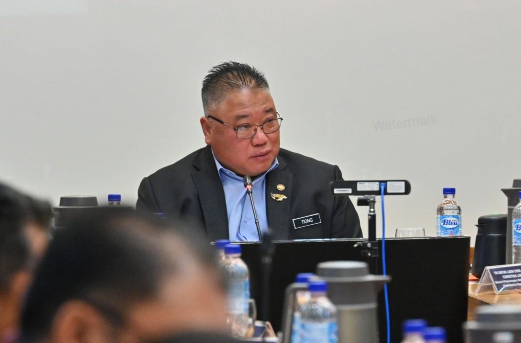 “许多游客投诉大马厕所肮脏”·张庆信:星级酒店也不达标!