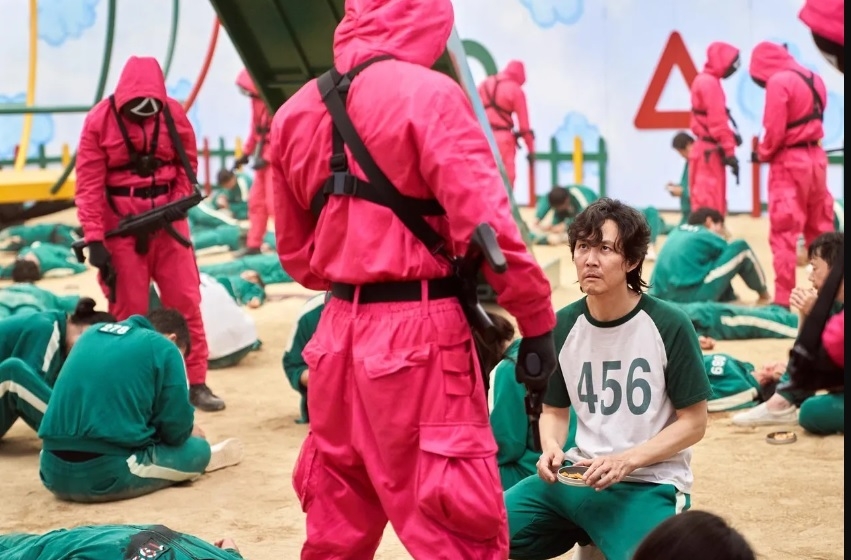 《鱿鱼游戏》爆出还有第3季 李政宰7月开拍斗智李炳宪