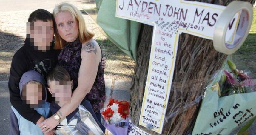 「和怪物一起在地狱生活14年」她手工饼乾下毒 杀害家暴亲夫却获社区邻居声援