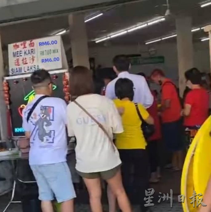 【人气美食】/传统暹叻沙和咖喱面 色香味俱全满足味蕾
