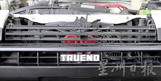 【老车改装记／01】还原一代漂移神车AE86，一场时间与细节的修复旅程