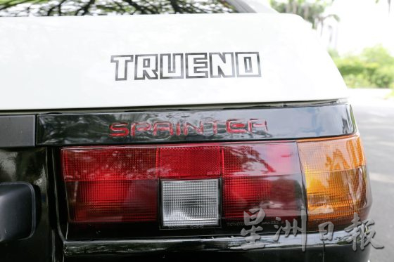 【老车改装记／01】还原一代漂移神车AE86，一场时间与细节的修复旅程