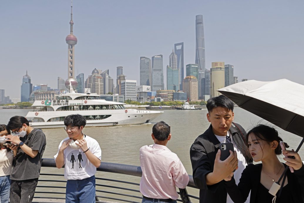 上海迎今年首个高温日：打破百年来5月气温最高纪录