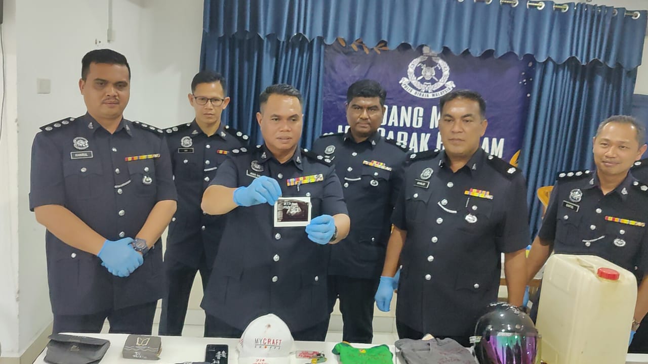 不满女友瞒孕4个月 20岁男友捅死她再烧尸