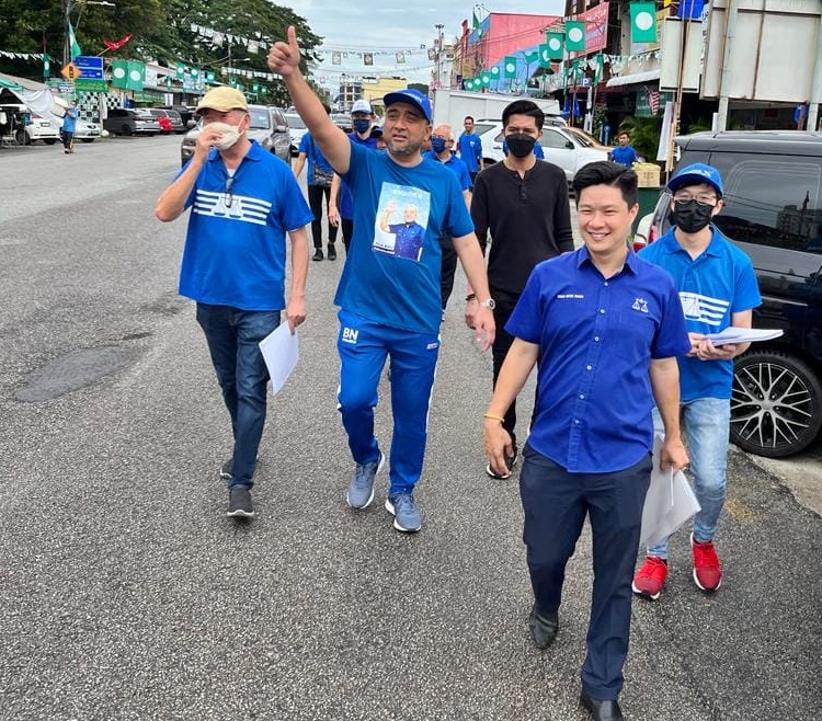 东04:马华丹州联委会主席蔡福光指出,距离丹州议会解散可能只剩下不到一个月的时间,不过,马华是否如愿再度到哥打拉玛州议席上阵竞选,还没有定案。