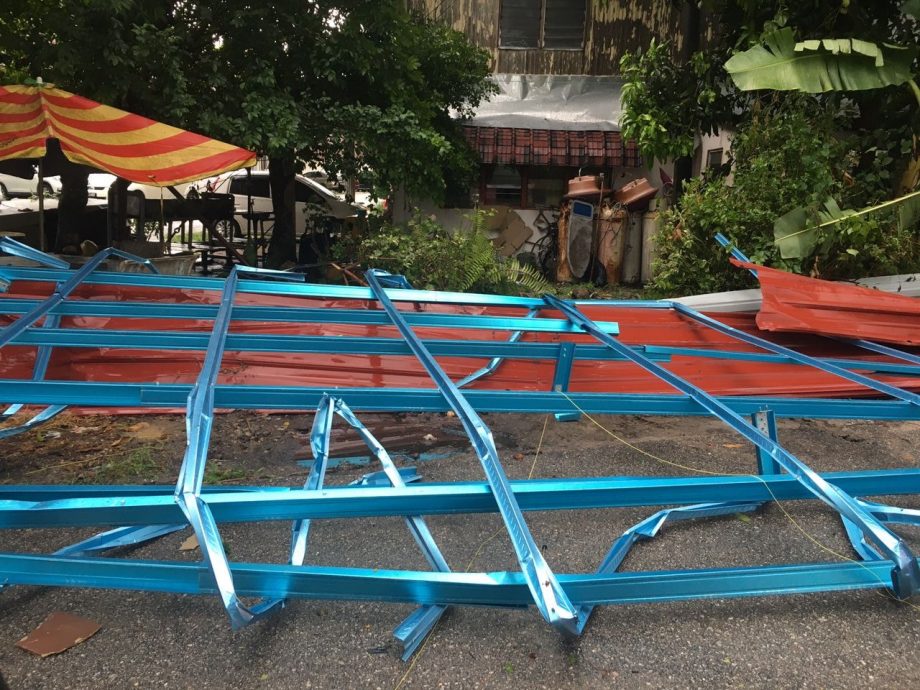 东:哥打峇鲁及道北部份地区昨天下午发生暴风雨