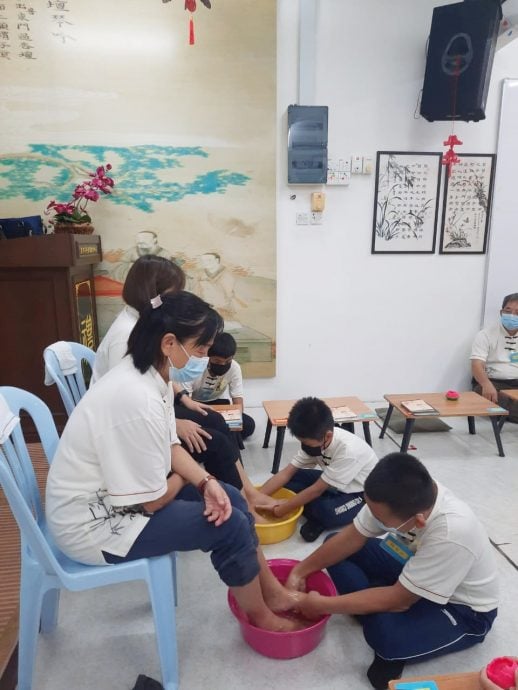东:中华母亲节