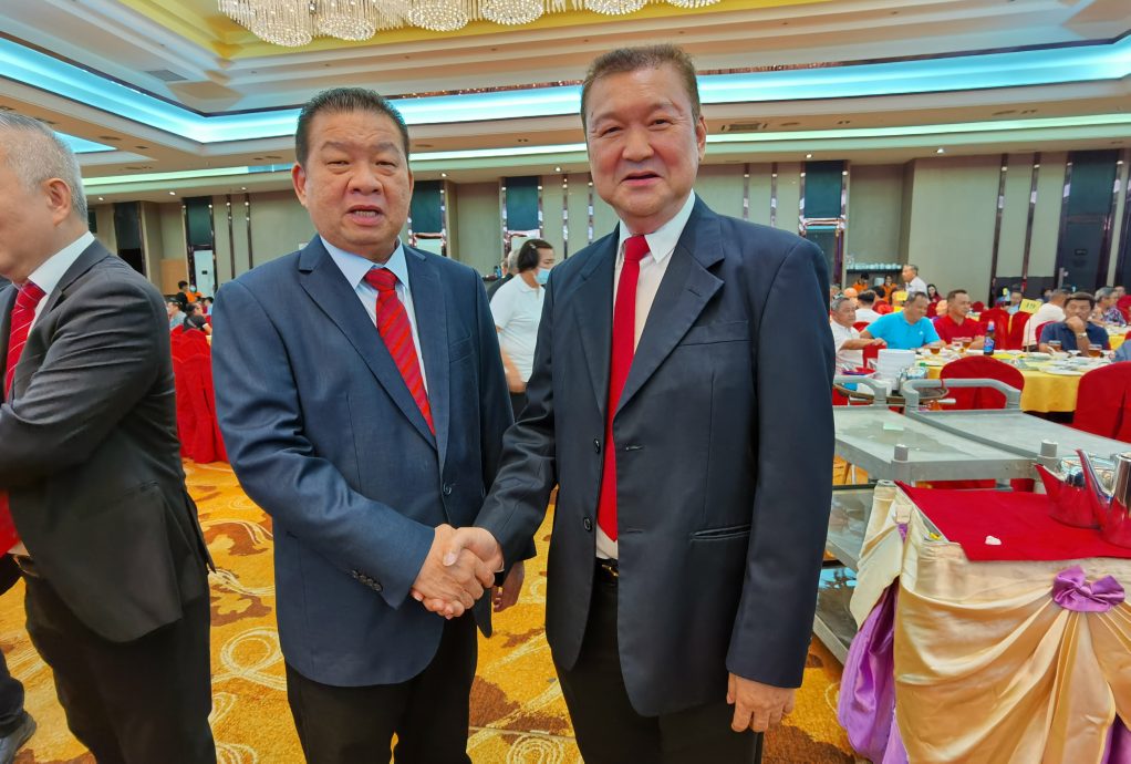 东:关丹中华总商会第73届理事会宣誓就职暨2023劳动节晚宴