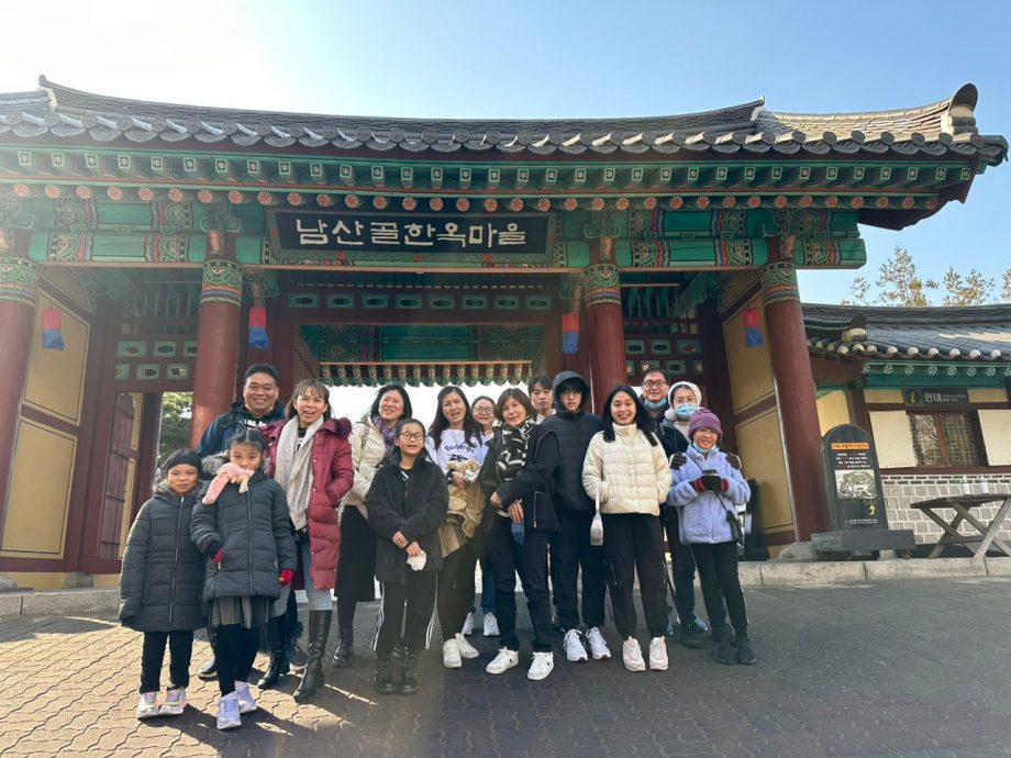 东：到冷天国家避暑