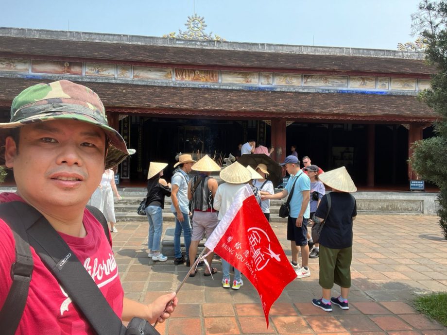 东:到冷天国家避暑