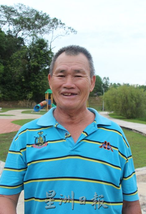 东:劳勿城市公园莲花湖臭气冲天,晨跑人士被逼掩鼻跑步