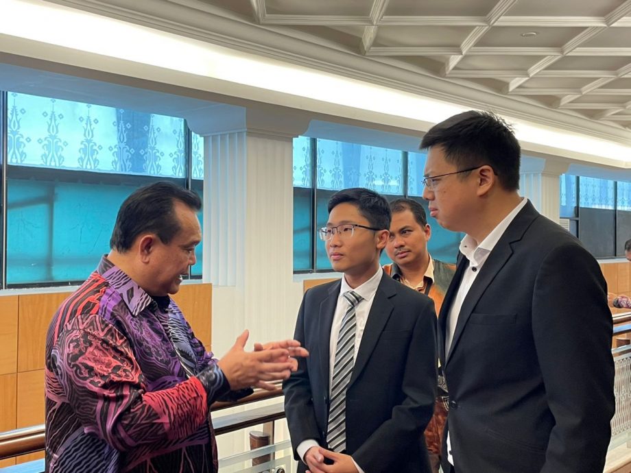 东:工程部预计6月落实周末菜车禁令 何子扬邹宇晖陈请保障供应链