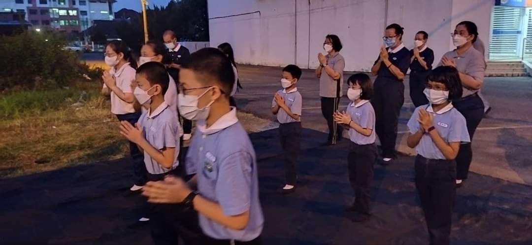 东:由于受到冠病疫情的影响,吉兰丹慈济已经3年无法举办朝山活动。日前终于能够重新举行,获得84人参与。