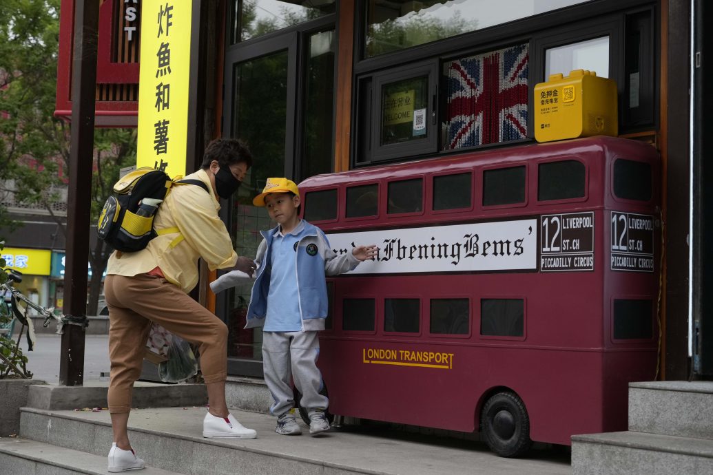 中智库首发国际观报告：民众最关注传染病、领土