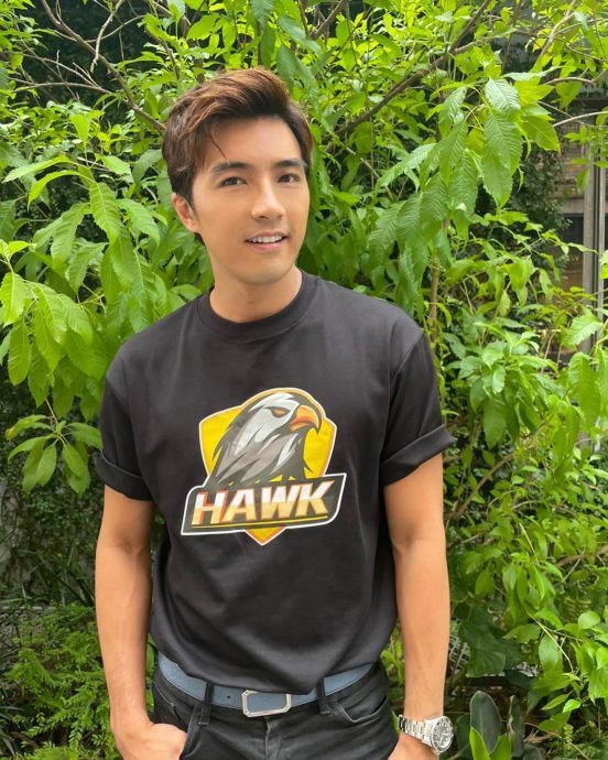 人夫贺军翔被爆舌吻酒店妹 葛斯齐手握铁证