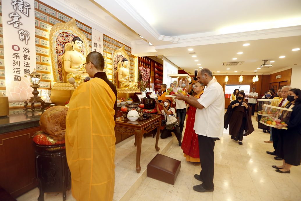 佛光文教中心配合卫塞节 “向星云致敬”特展至6月4