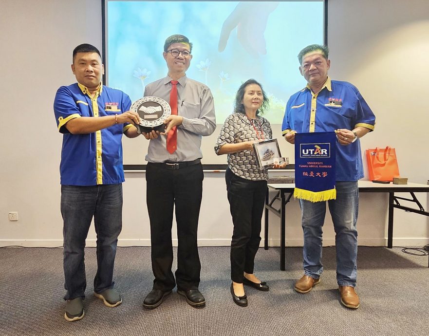 “关爱更美好的明天”活动 67爱心学生更懂感恩及爱家人