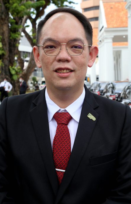 母亲申诉儿子踢足球调查近尾声