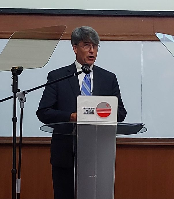 美大使建议大马各州为再生能源转型提出政策