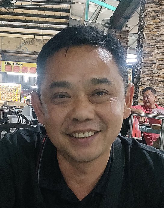 装修商发心处理路边动物尸:“希望大家开车慢一点”