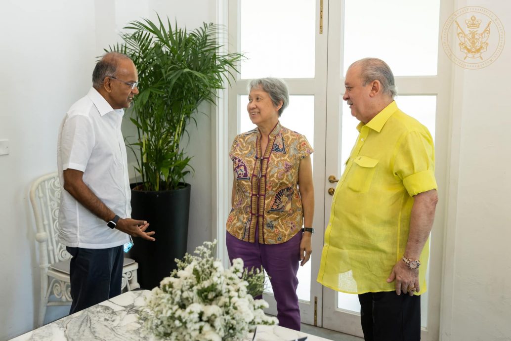 全国：柔苏丹应狮城部长邀请，赴新加坡共进午餐