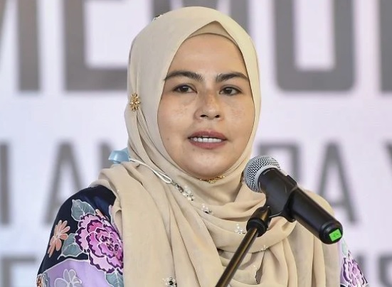 公账会12新成员公布 前部长诺莱妮再受委