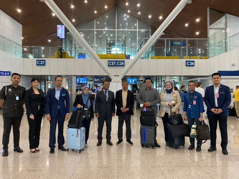 农业和食品安全部部长对俄罗斯联邦进行工作访问