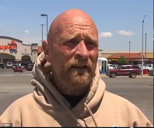  冲出马路救娃成英雄  失业汉：我现在找到工了！ 