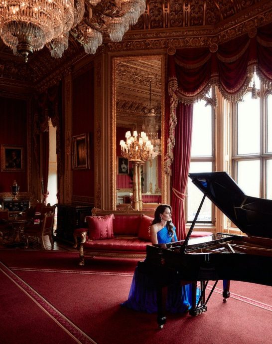 凯特惊喜现身秀琴艺 画面美翻网赞爆:难怪威廉没走错路