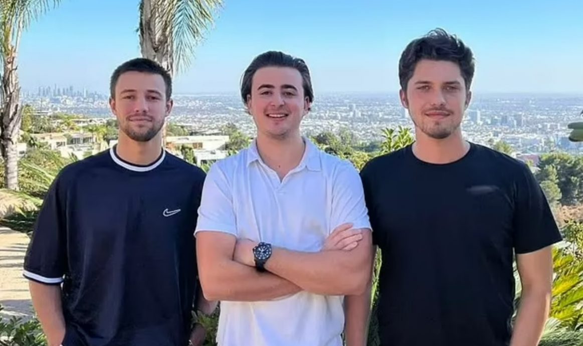 创收费订阅平台不打色情 22岁创办人3亿出售平台成富翁