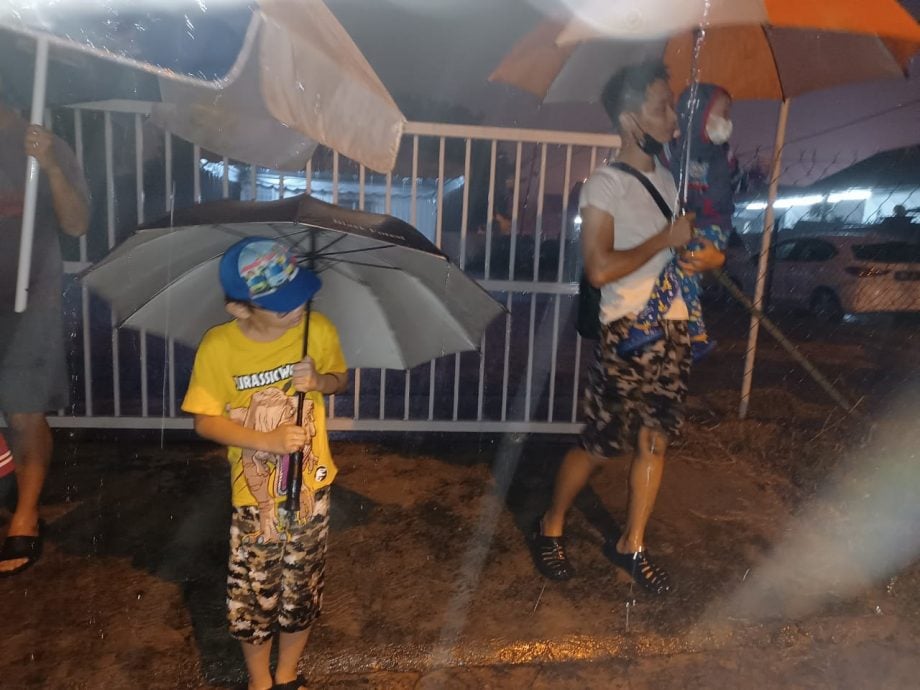 加影净妙佛教协会 雨中迎佛游行