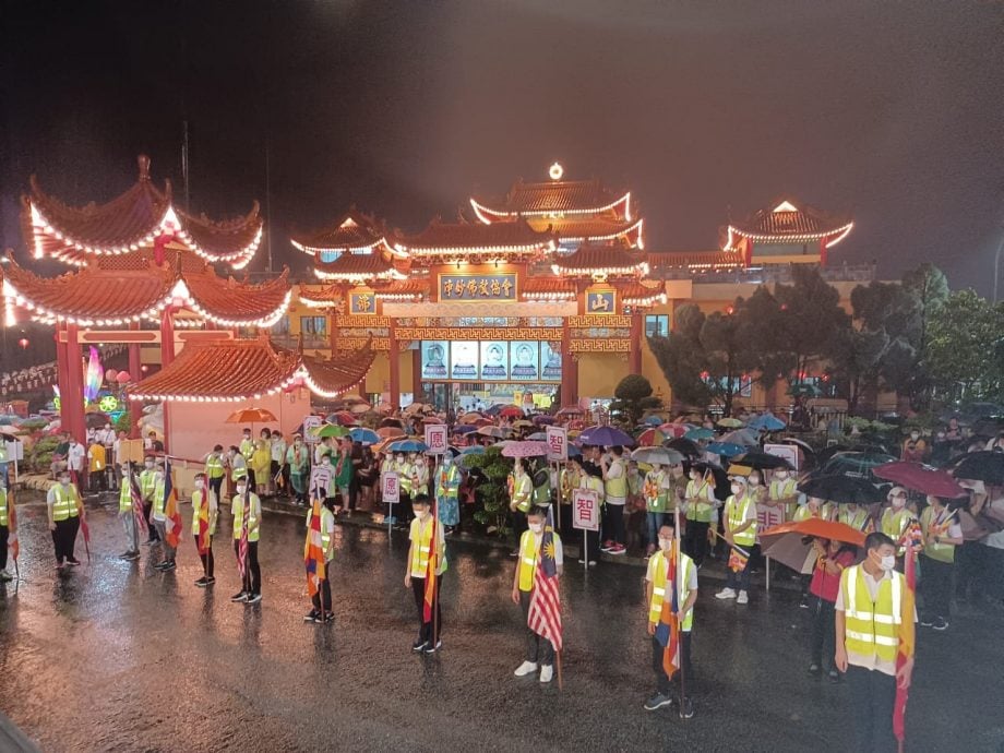加影净妙佛教协会 雨中迎佛游行