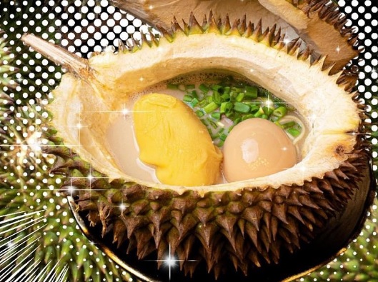 又有创意榴梿吃法 这次是配拉面!