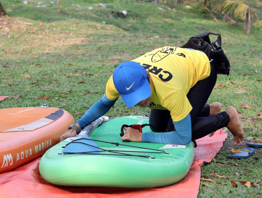 可以站着、躺着、跪着玩的立桨运动（SUP，Stand Up Paddle）
