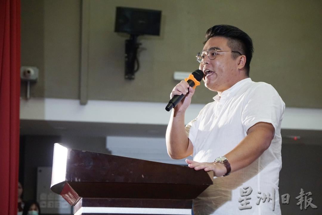吴家良:擅用消防栓取水 乃偷水不良示范