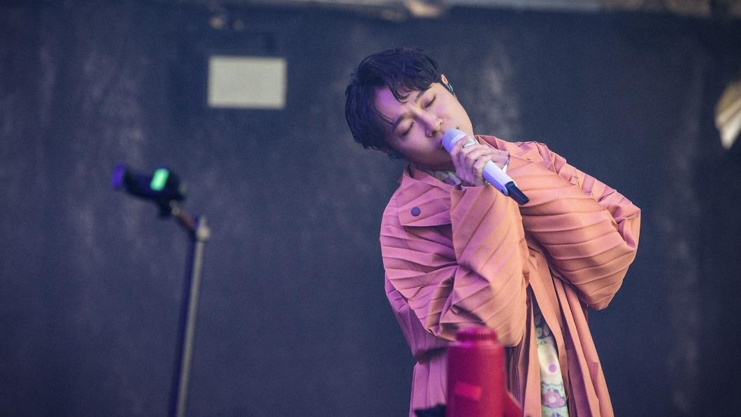 唱红《今天不回家》姚苏蓉惊喜露面大马音乐颁奖礼	 