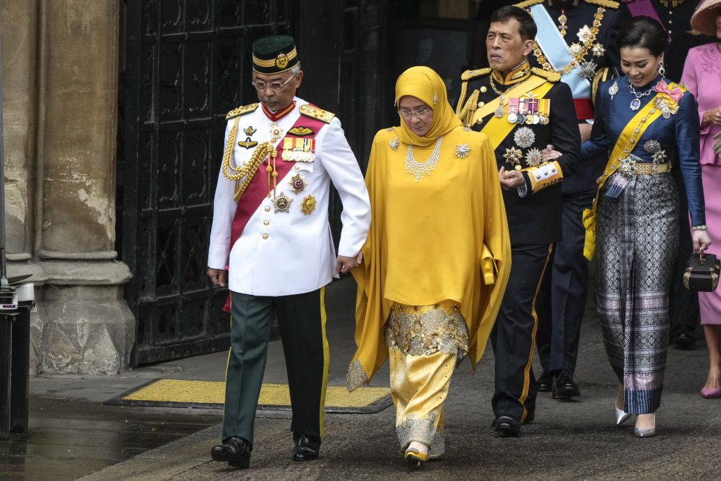 国家元首出席见证英国国王加冕典礼