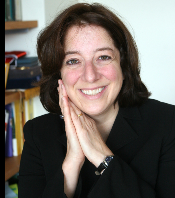 坐看云起)新闻业反击