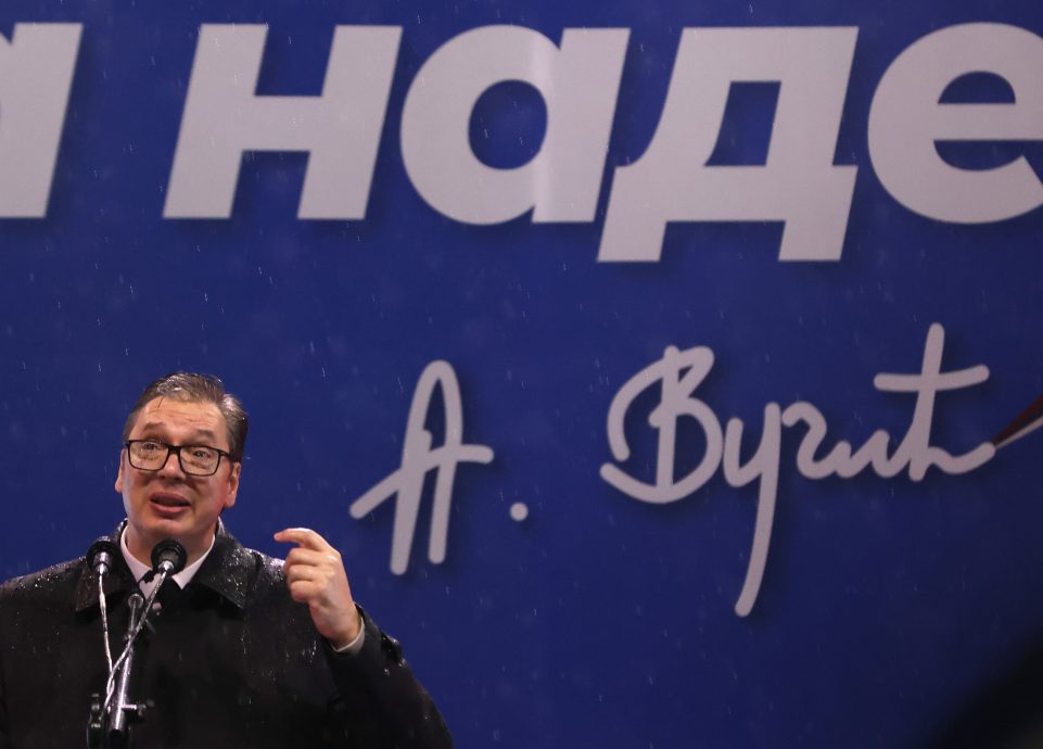 塞尔维亚总统宣布“重大决定”:将辞去执政党主席职务