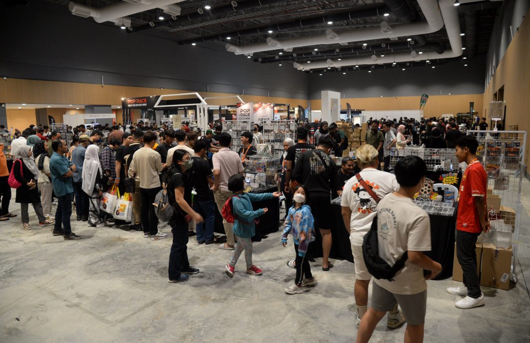 大都会/早报头/马来西亚迷你车仔展