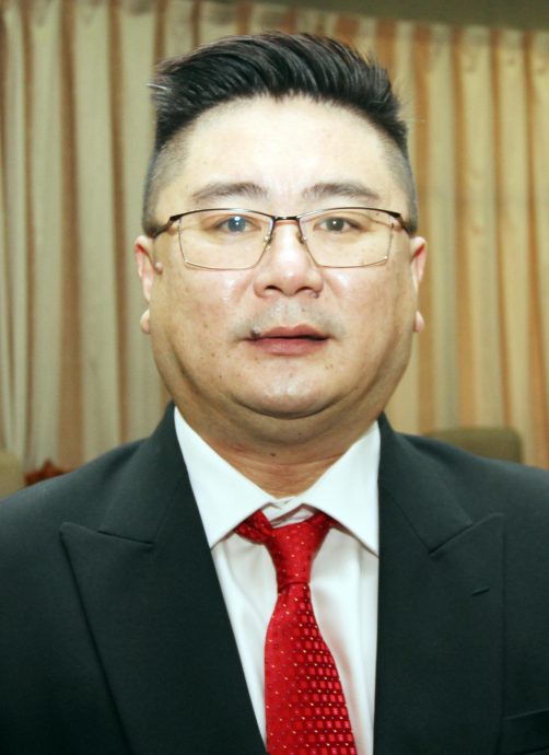 大都会/校园外安全很重要!市议会帮你弄好好!