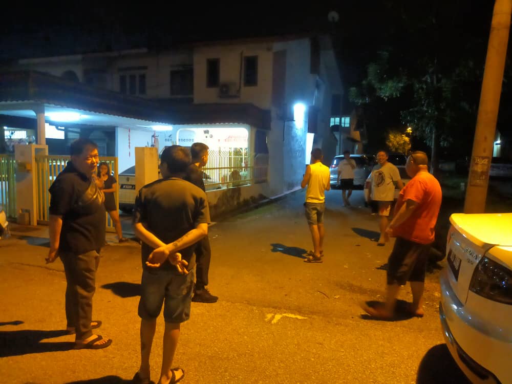 大都会/ME03头/窃贼爆窃居协暨巡逻队主席住家，最终绳之以法！