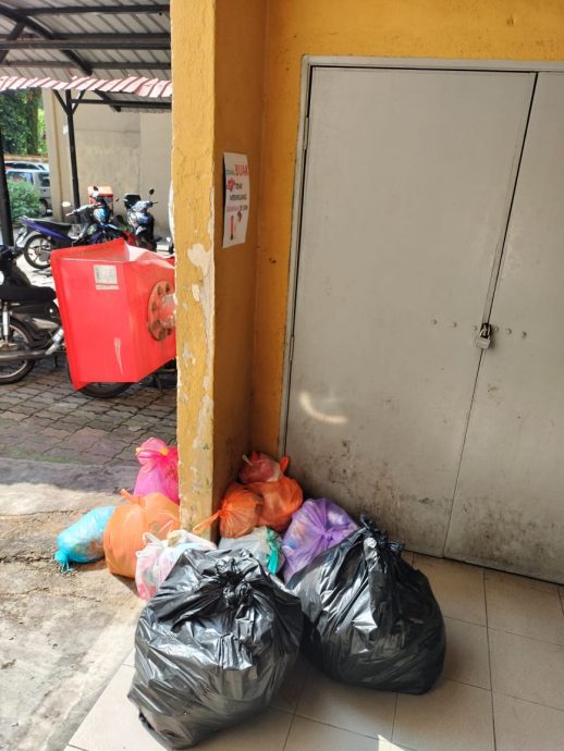 大都会/ME副文/蕉赖老街场人民组屋民生问题一萝萝