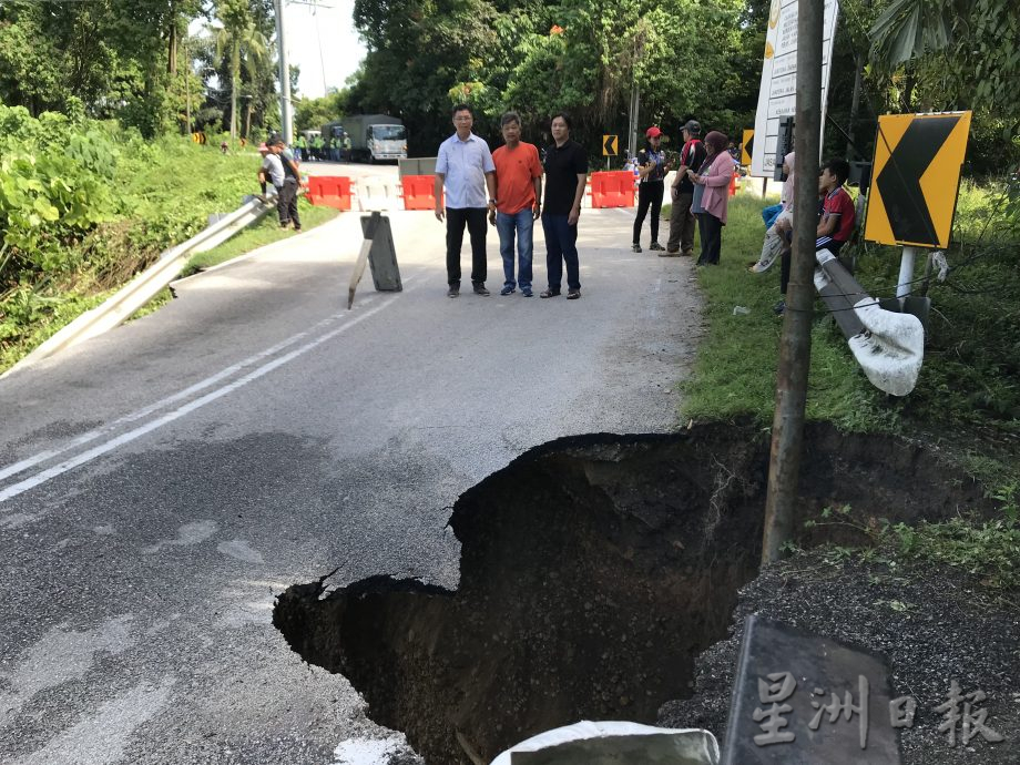 大雨冲破桥樑 数百户断水 逾5千人出入受影响