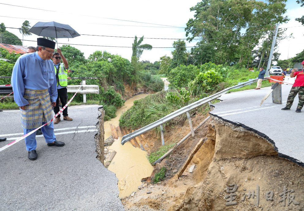 大雨冲破桥樑 数百户断水 逾5千人出入受影响